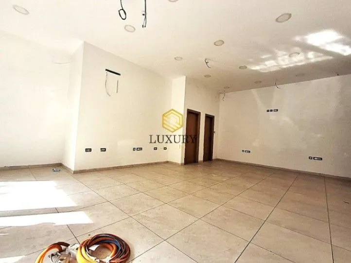 Rent, office space, 118m², Stari Aerodrom, Podgorica