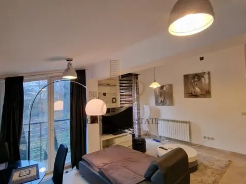 Izdavanje, trosoban stan, 75m², Savski Venac, Beograd - image 3