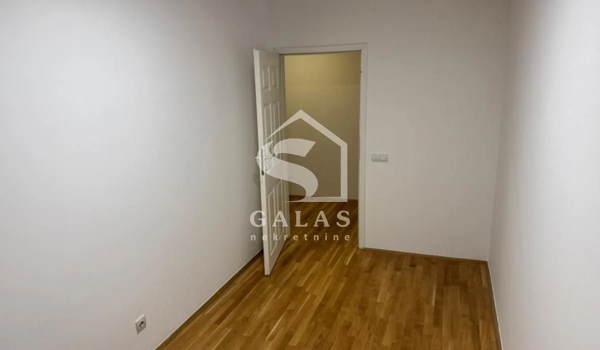 Rent, apartment, 93m², Stari Grad, Beograd