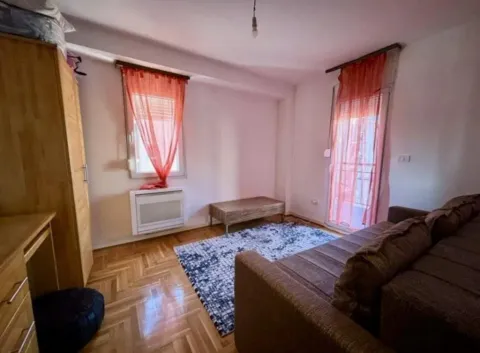 Izdavanje, trosoban stan, 92m², Podgorica, Crna Gora - image 3