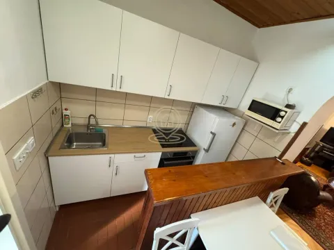 Izdavanje, trosoban stan, 75m², Savski Venac, Beograd - image 3