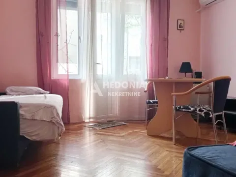 Stan in Vukov Spomenik