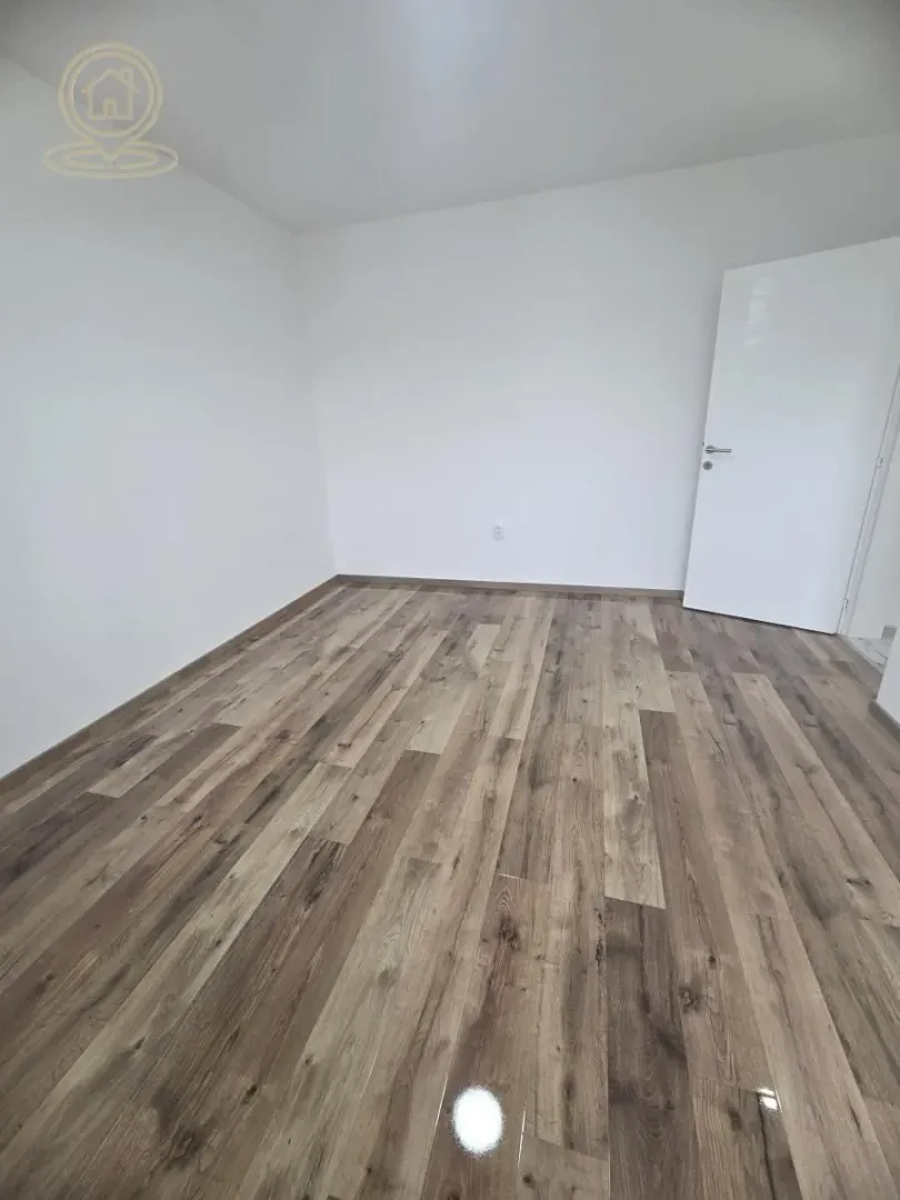 Prodaja, četvorosoban stan, 112m², Medijana, Niš