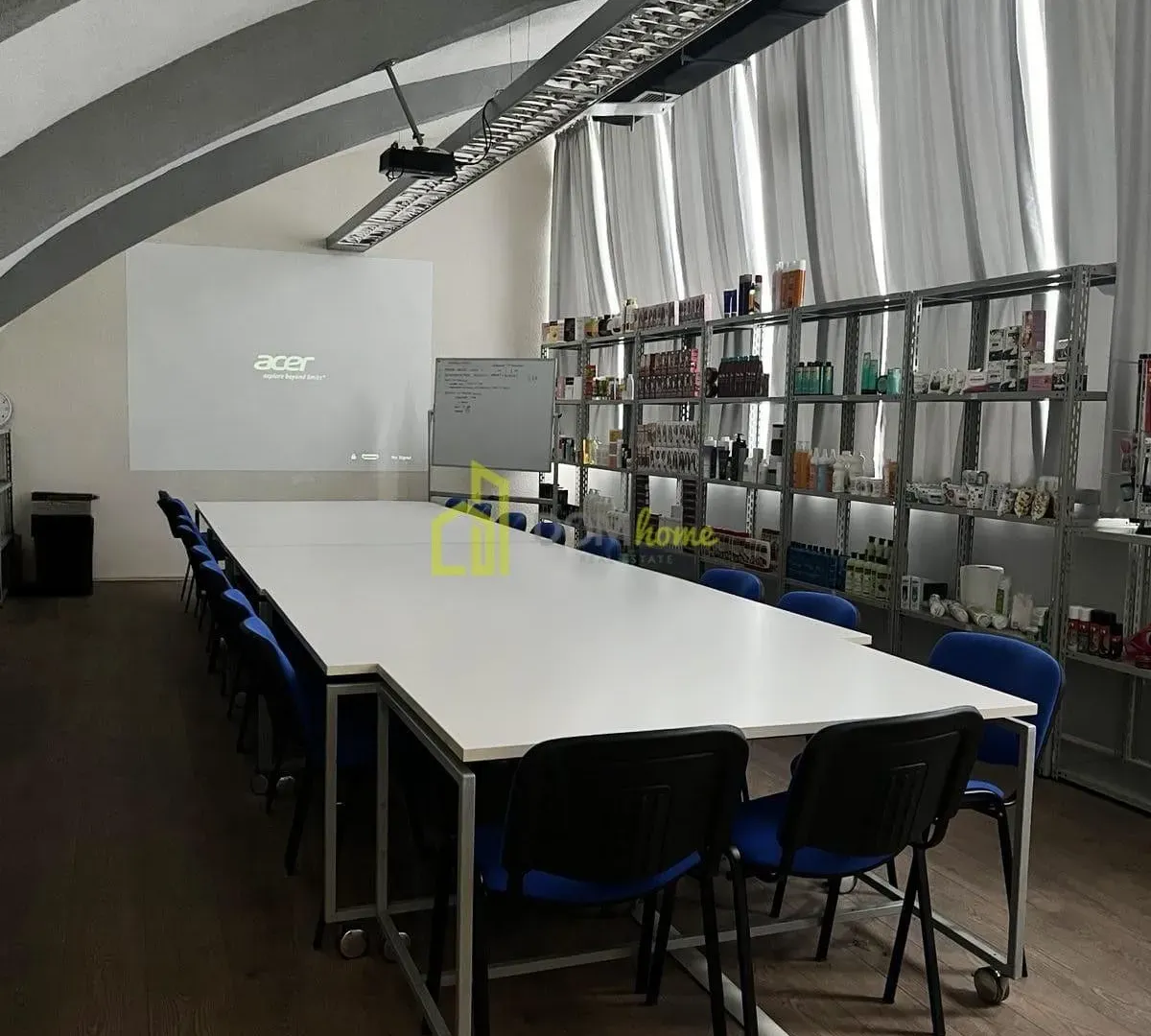 Rent, office space, 1842m², Zabjelo, Podgorica