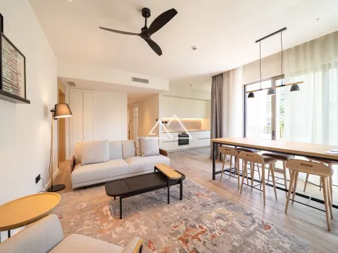 Prodaja, dvosoban stan, 91m², Tivat, Crna Gora - image 12