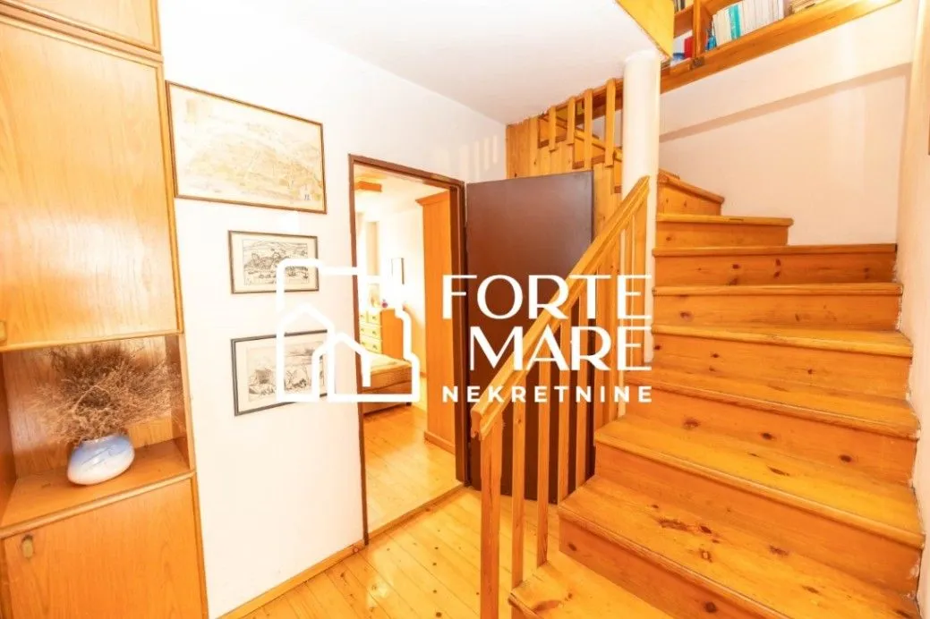 Prodaja, kuća, 135m², Herceg Novi, Crna Gora