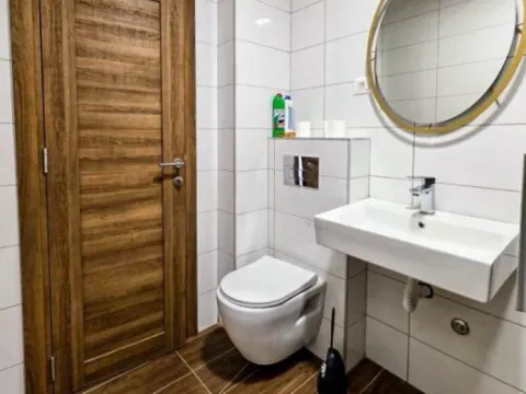 Izdavanje, garsonjera, 22m², Tološka šuma, Podgorica - image 9