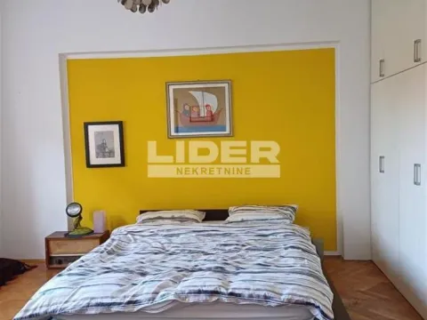 Rent, four bedroom apartment, 100m², Stari Grad, Beograd - image 12