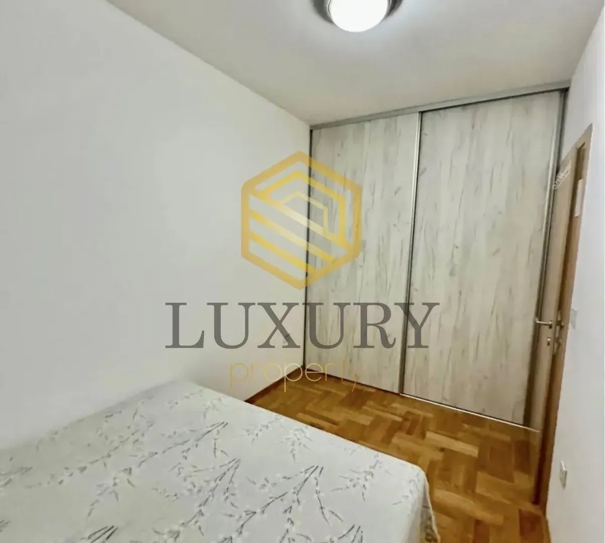 Rent, one bedroom apartment, 36m², Stari Aerodrom, Podgorica