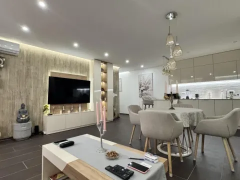 Prodaja, trosoban stan, 85m², Ruma, Srbija - image 2