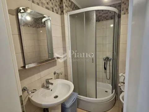 Rent, one bedroom apartment, 42m², Stari Aerodrom, Podgorica - image 8
