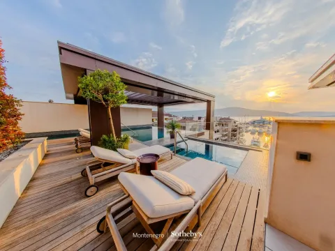Prodaja, stan, 1003m², Porto Montenegro, Tivat - image 25