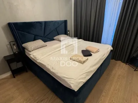 Rent, two bedroom apartment, 50m², Savski Venac, Beograd - image 12