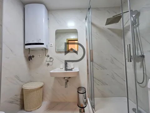 Izdavanje, stan, 44m², New City, Podgorica - image 8