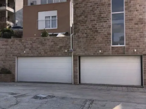 Prodaja, trosoban stan, 88m², Tivat, Crna Gora