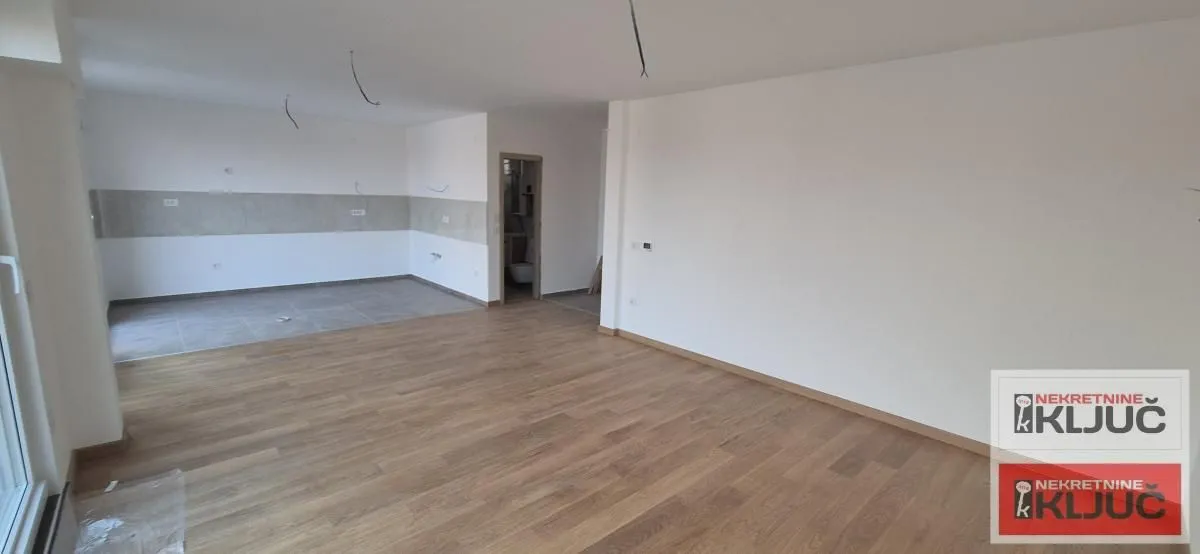 Prodaja, četvorosoban stan, 113m², Veternička rampa, Novi Sad Sve Podlokacije