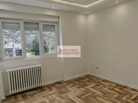 Prodaja, četvorosoban stan, 80m², Vračar Sve Podlokacije, Beograd - image 4