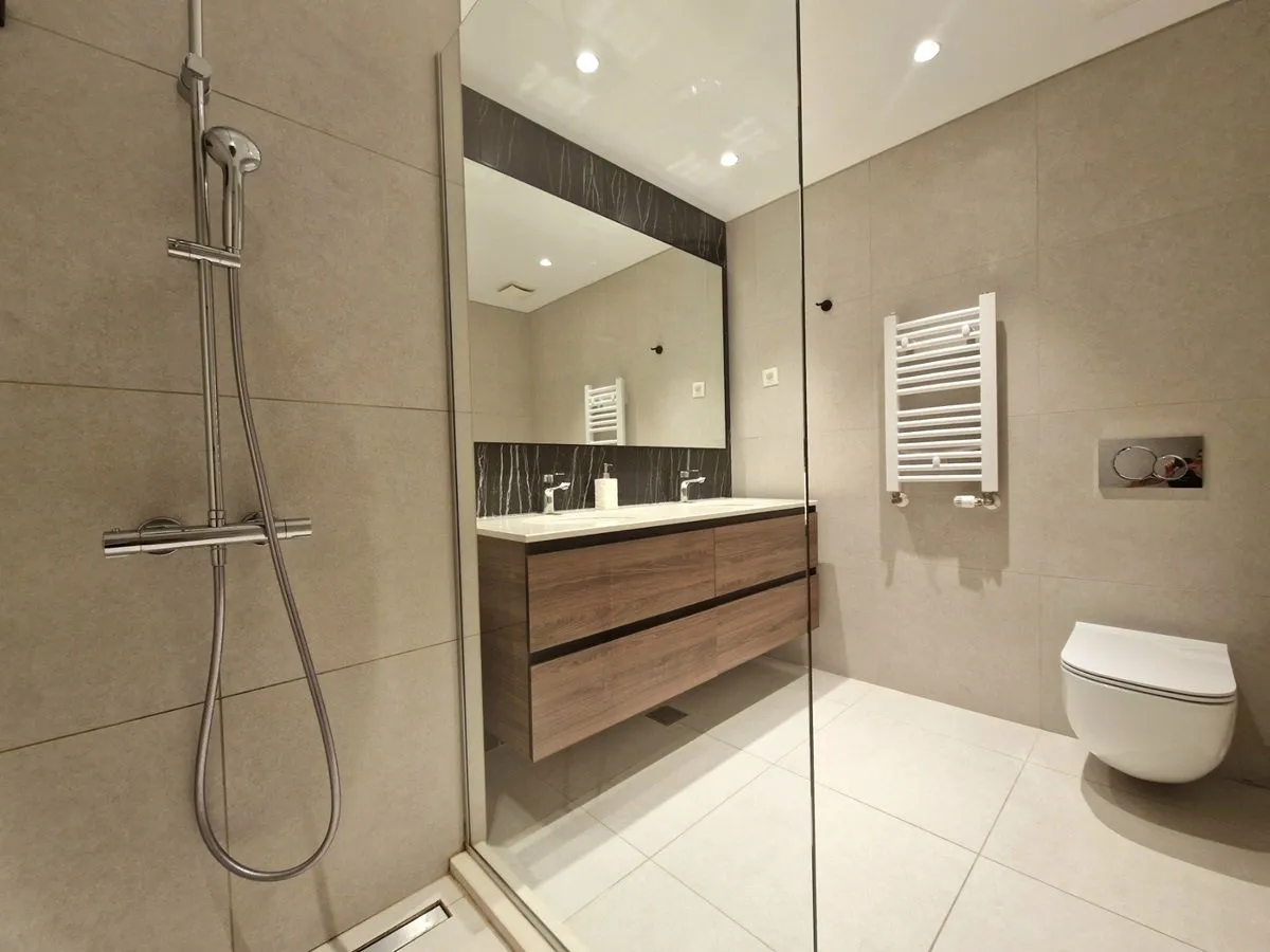 Sale, four bedroom apartment, 139m², Beograd Na Vodi, Beograd