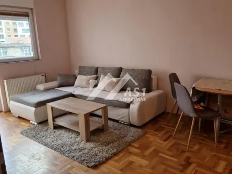 Stan in Centar