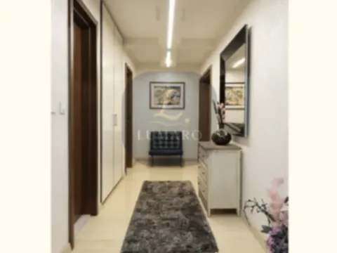 Izdavanje, trosoban stan, 178m², Tološka šuma, Podgorica - image 9