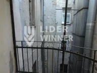 Izdavanje, trosoban stan, 62m², Stari Grad, Beograd - image 10