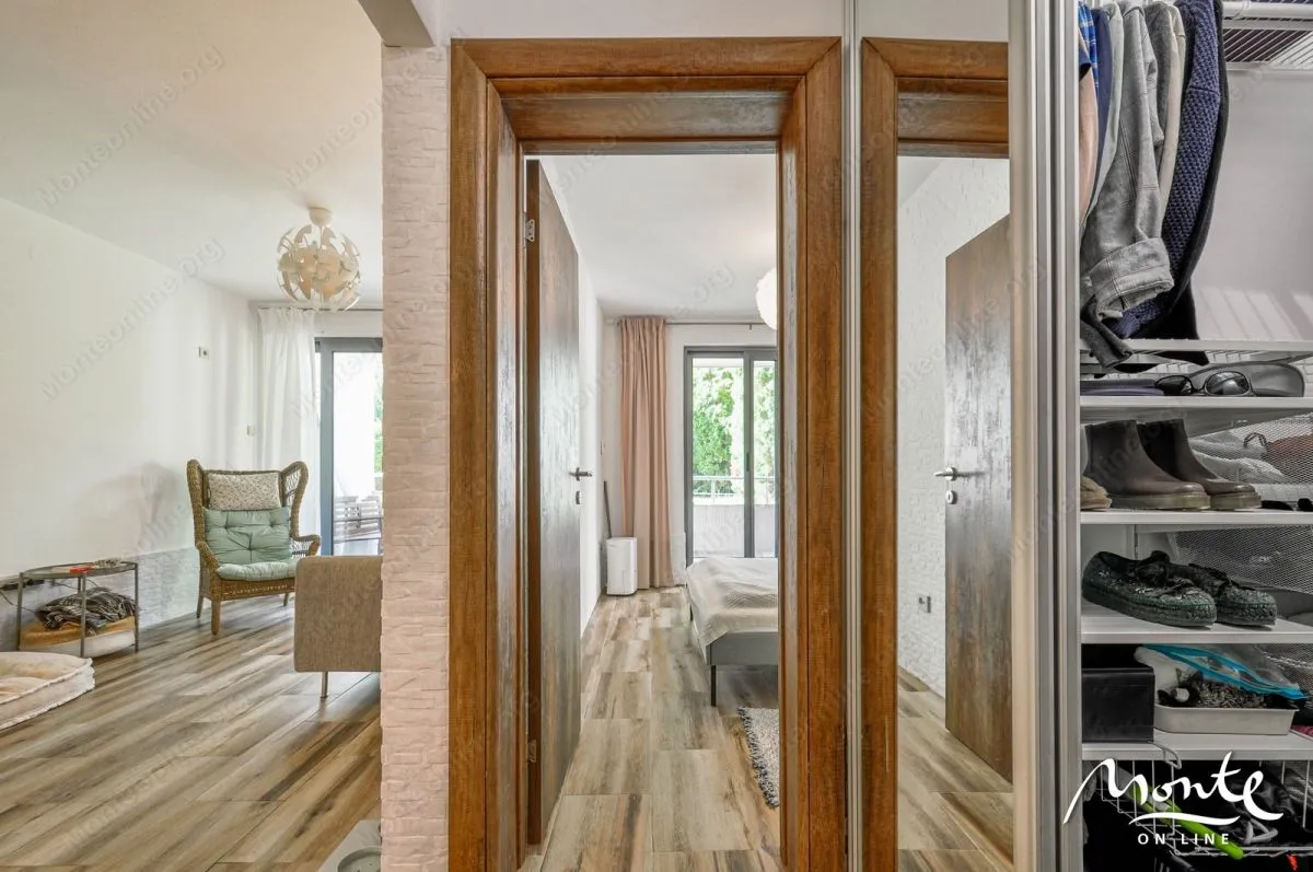 Sale, two bedroom apartment, 57m², Pržno, Budva
