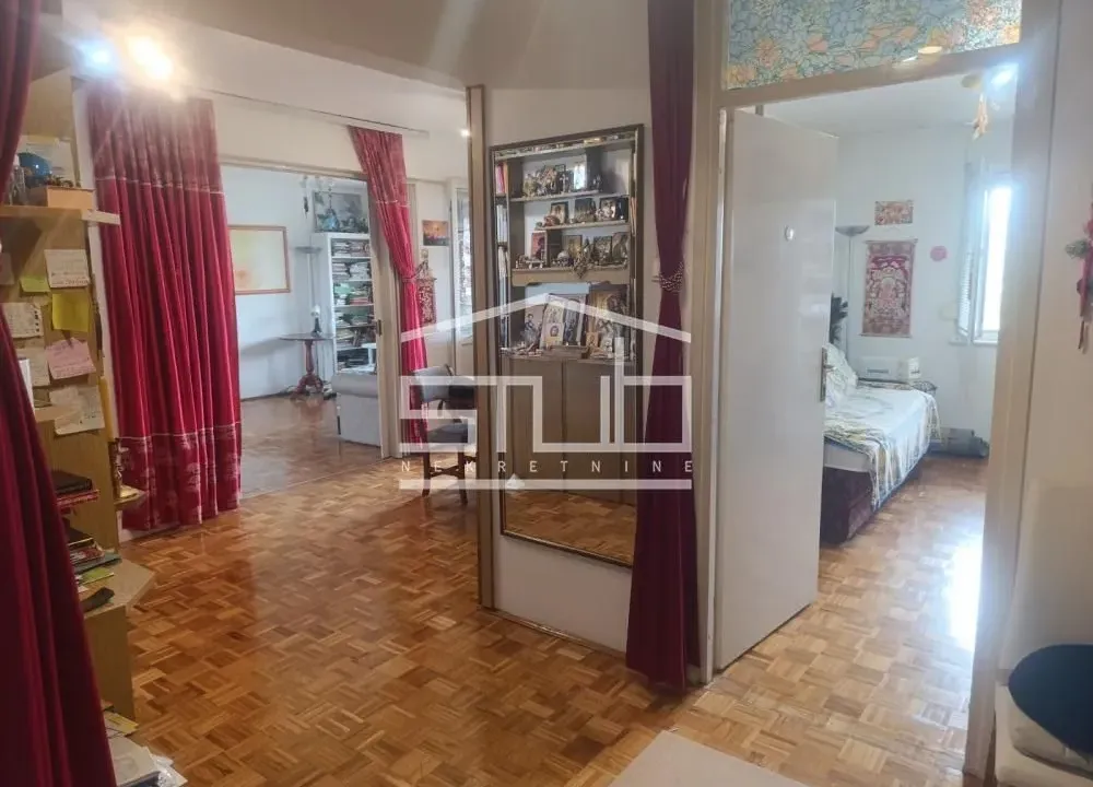 Prodaja, trosoban stan, 101m², Čukarica, Beograd