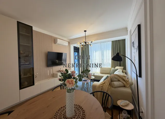 Rent, two bedroom apartment, 65m², Stari Aerodrom, Podgorica