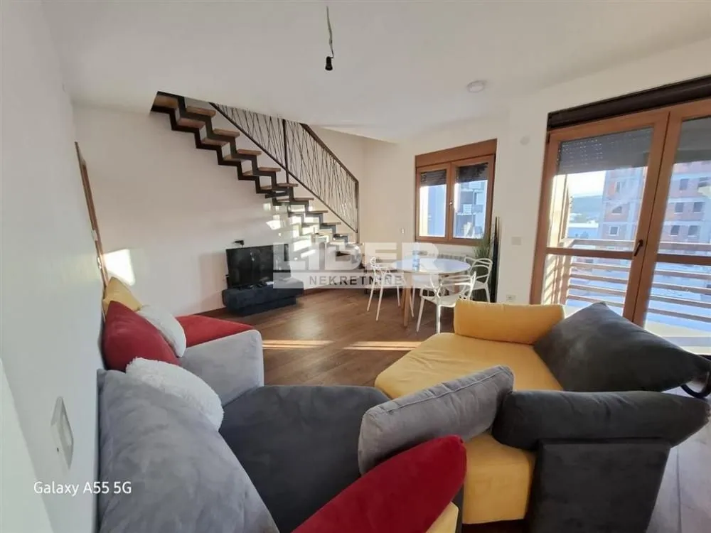 Prodaja, dvosoban stan, 64m², Sloboda, Zlatibor