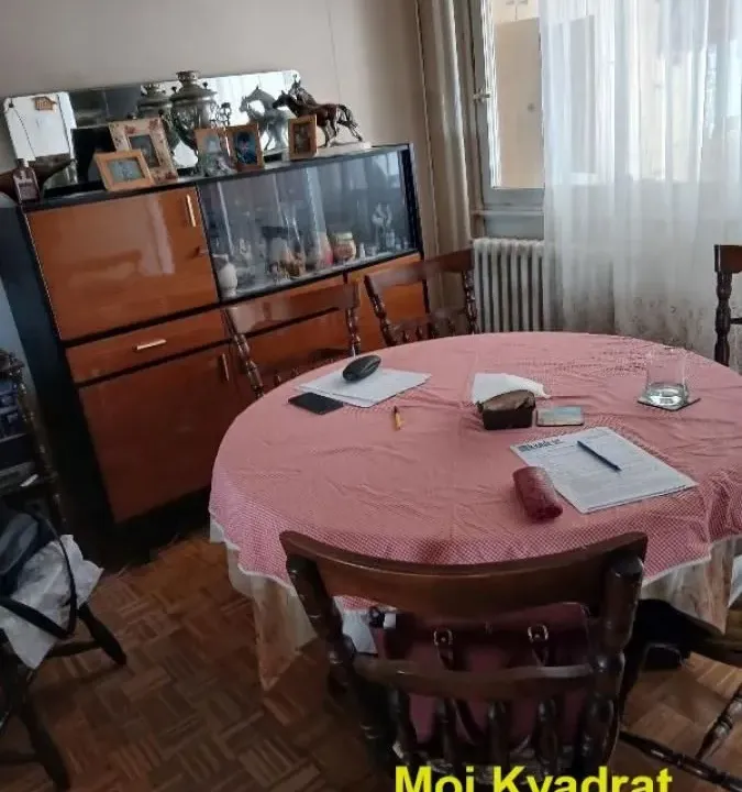 Prodaja, trosoban stan, 76m², Novi Beograd Blok 62, Novi Beograd Sve Podlokacije