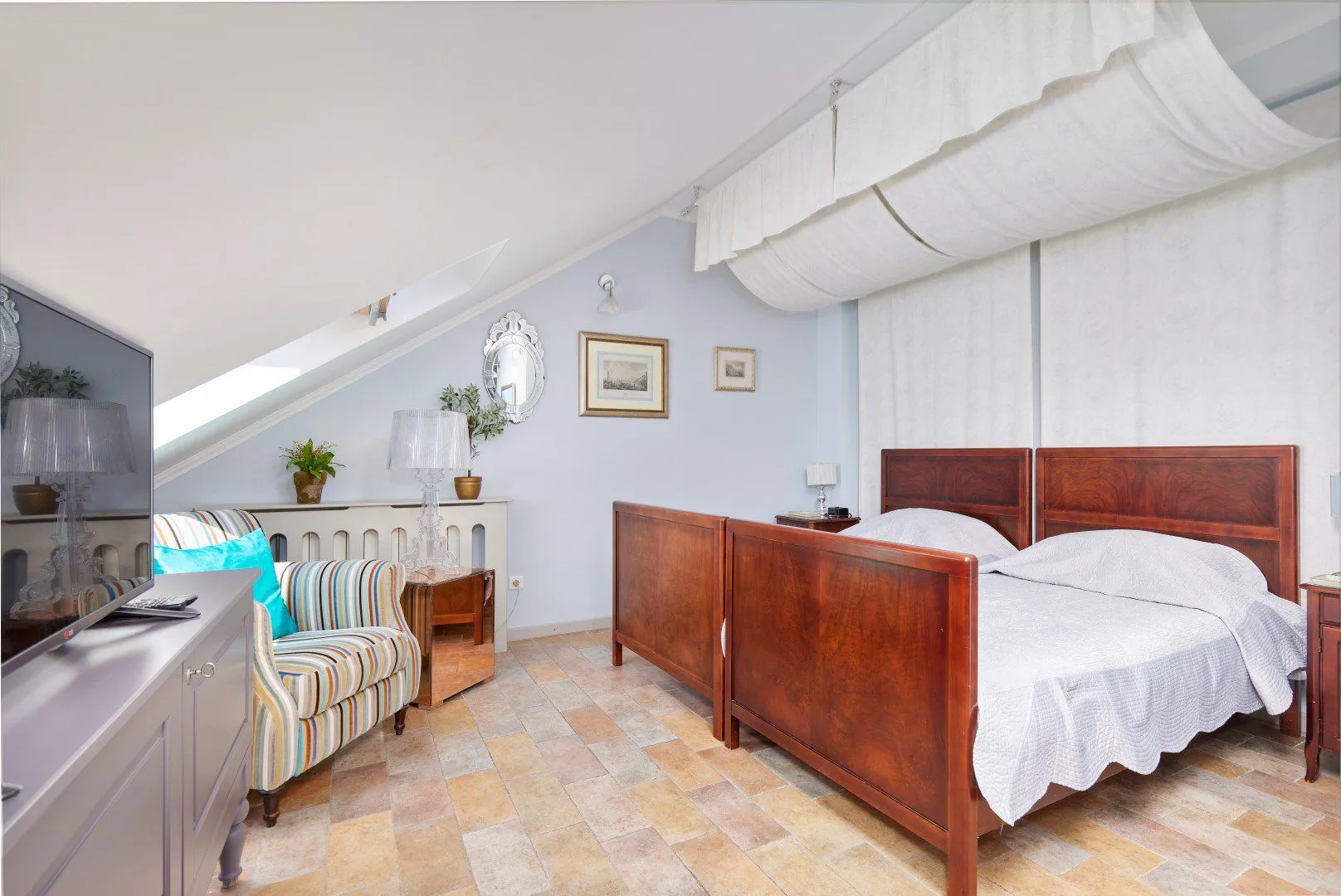 Rent, house, 2117m², Kotor, Crna Gora