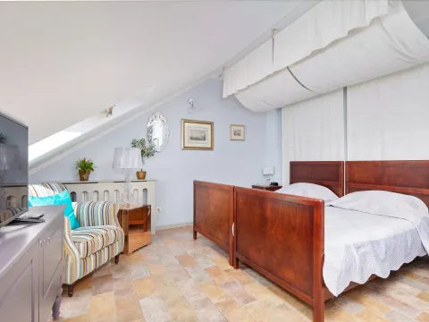 Rent, house, 2117m², Kotor, Crna Gora - image 31