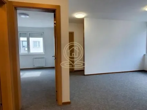 Rent, office space, 61m², Bulevar Evrope, Novi Sad Sve Podlokacije - image 10