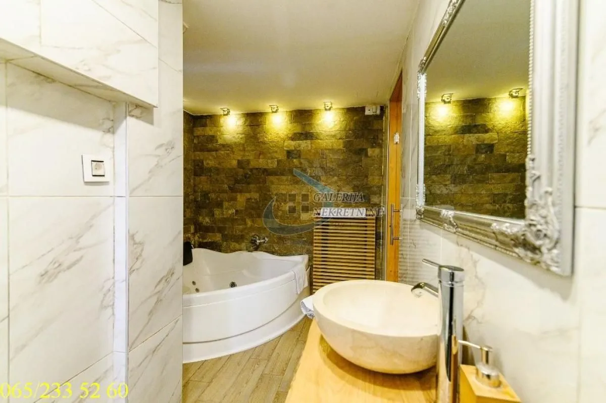 Prodaja, dvosoban stan, 44m², Cvetni Trg, Vračar Sve Podlokacije