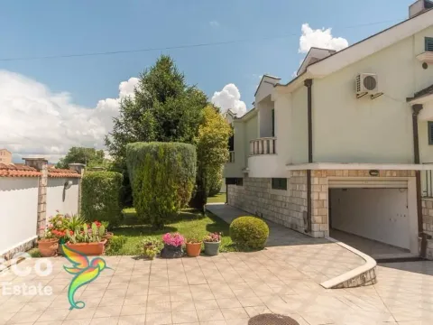 Sale, house, 350m², Zabjelo, Podgorica - image 1