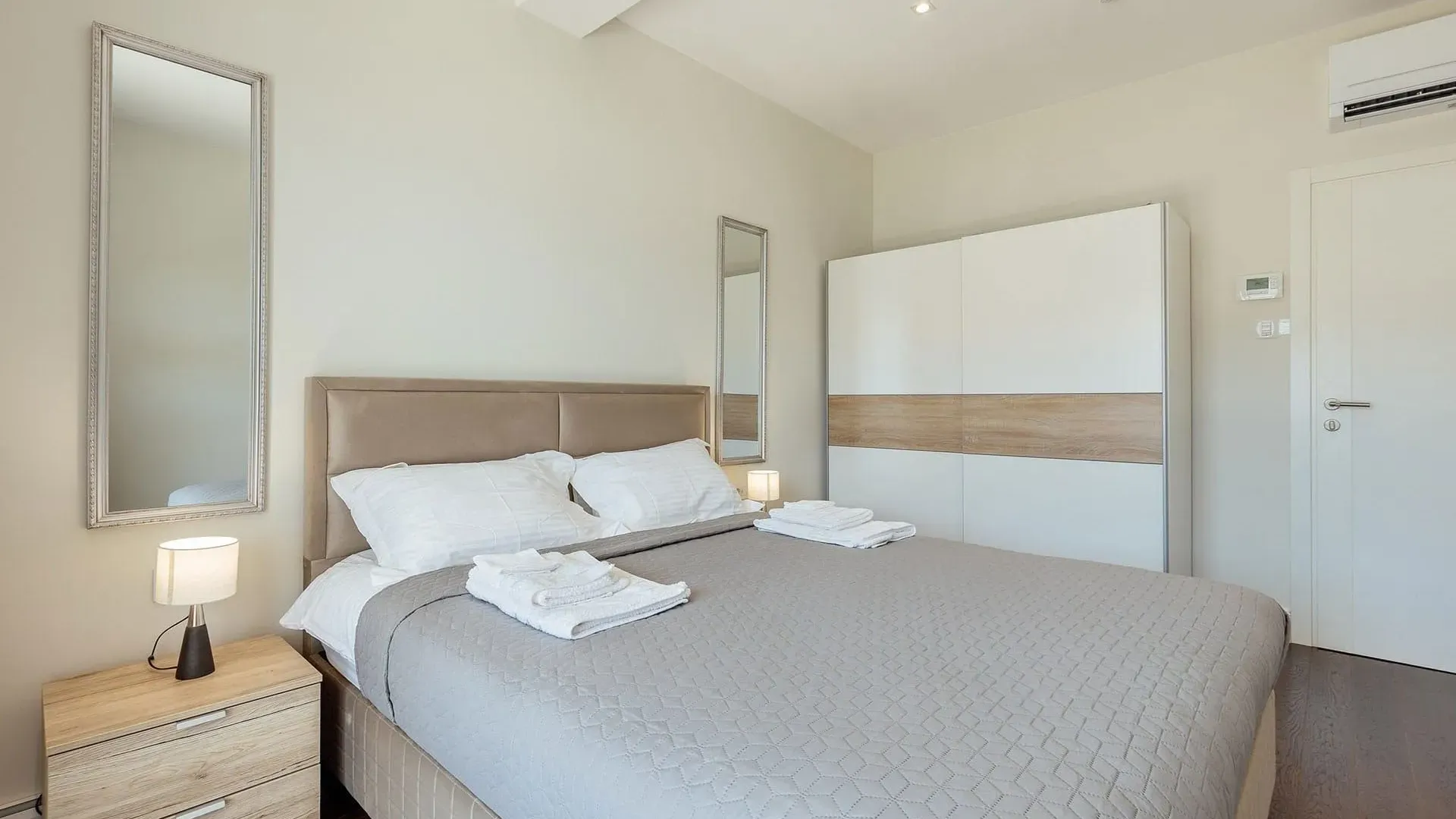 Prodaja, dvosoban stan, 134m², Đenovići, Herceg Novi
