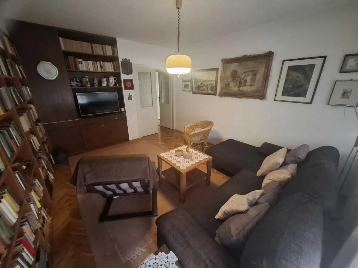Izdavanje, dvosoban stan, 75m², Bulevar Oslobodjenja, Novi Sad Sve Podlokacije