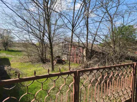 Zemljište in Kelebija