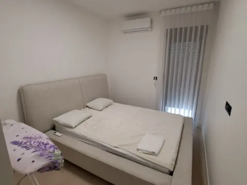 Izdavanje, jednosoban stan, 53m², Krivi Most, Podgorica - image 15