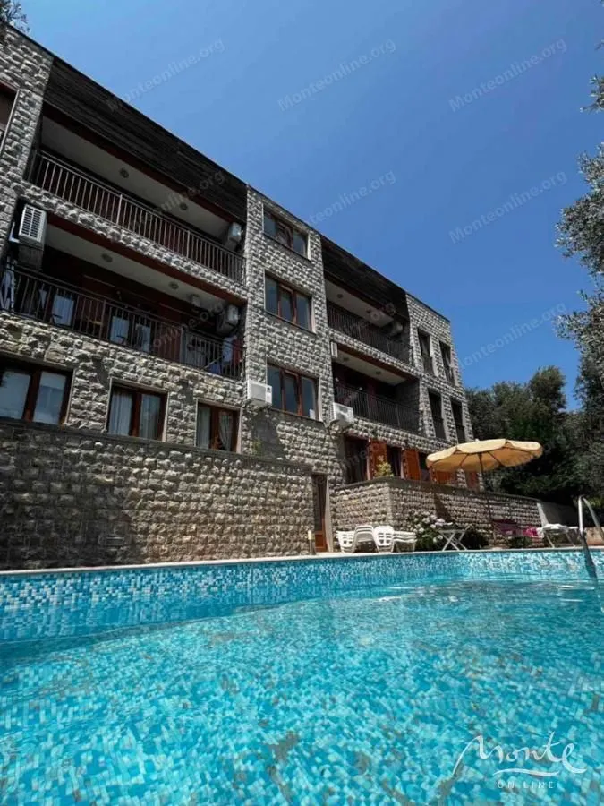 Sale, one bedroom apartment, 54m², Petrovac, Budva