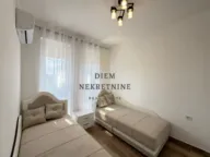 Izdavanje, dvosoban stan, 76m², Central Point, Podgorica - image 2