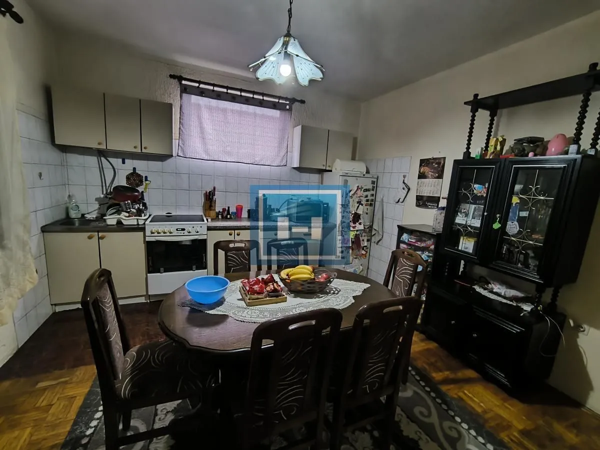 Sale, house, 291m², Ćuprija, Srbija