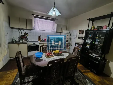 Prodaja, kuća, 291m², Ćuprija, Srbija - image 11