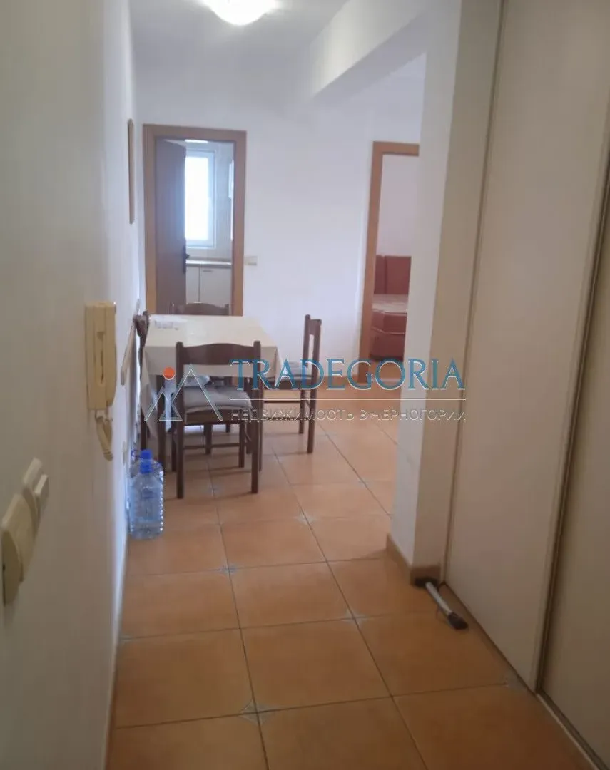 Prodaja, dvosoban stan, 61m², Bečići, Budva
