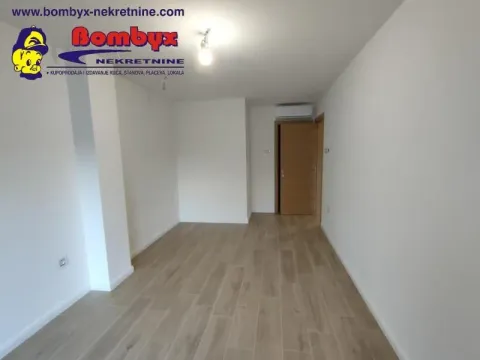 Prodaja, kuća, 181m², Sremska Kamenica, Petrovaradin - image 37