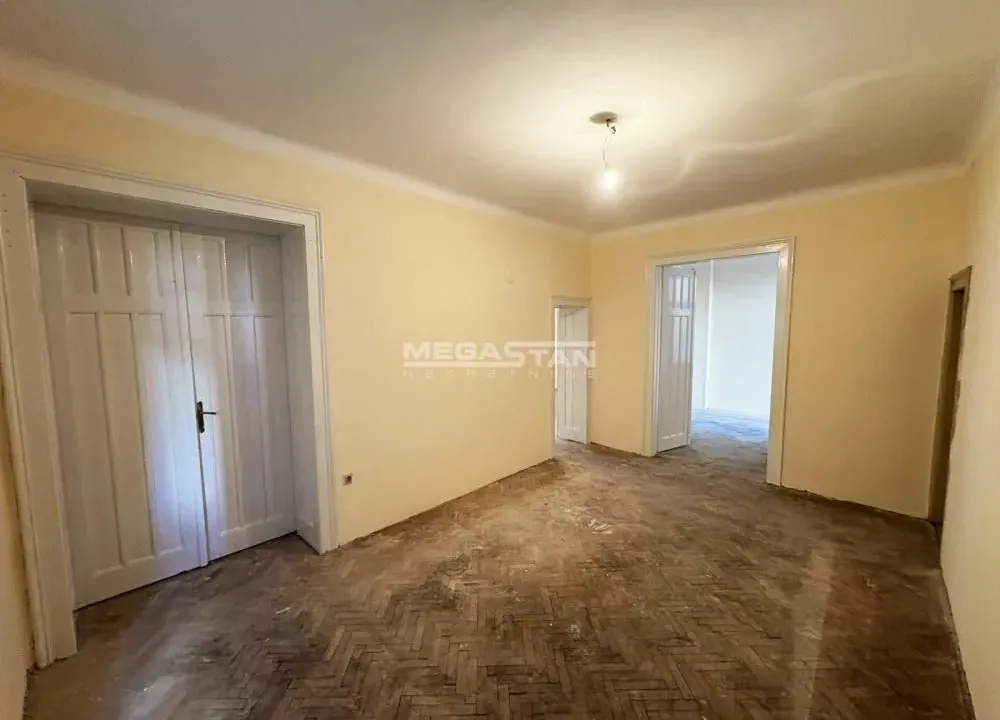 Sale, four bedroom apartment, 91m², Stari Grad, Beograd