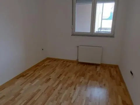 Izdavanje, dvosoban stan, 45m², Petrovaradin, Novi Sad - image 6