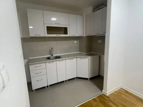 Izdavanje, jednosoban stan, 48m², Zabjelo, Podgorica - image 2