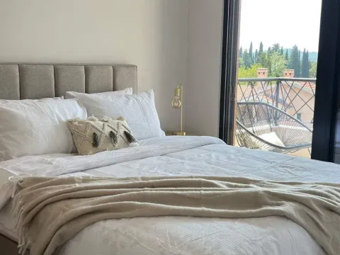 Izdavanje, dvosoban stan, 64m², Tivat, Crna Gora - image 4