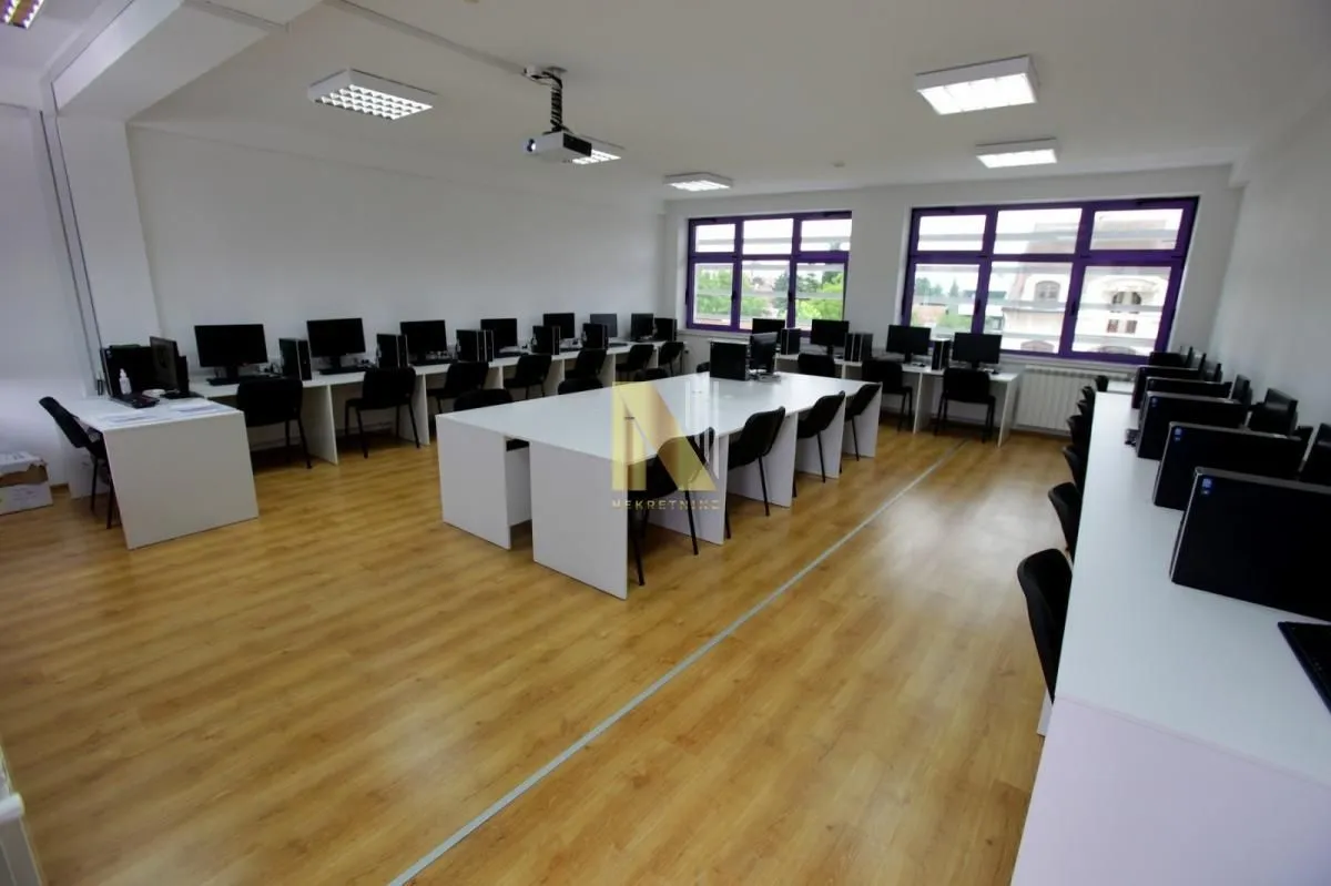 Rent, office space, 1000m², Adamovićevo Naselje, Novi Sad Sve Podlokacije